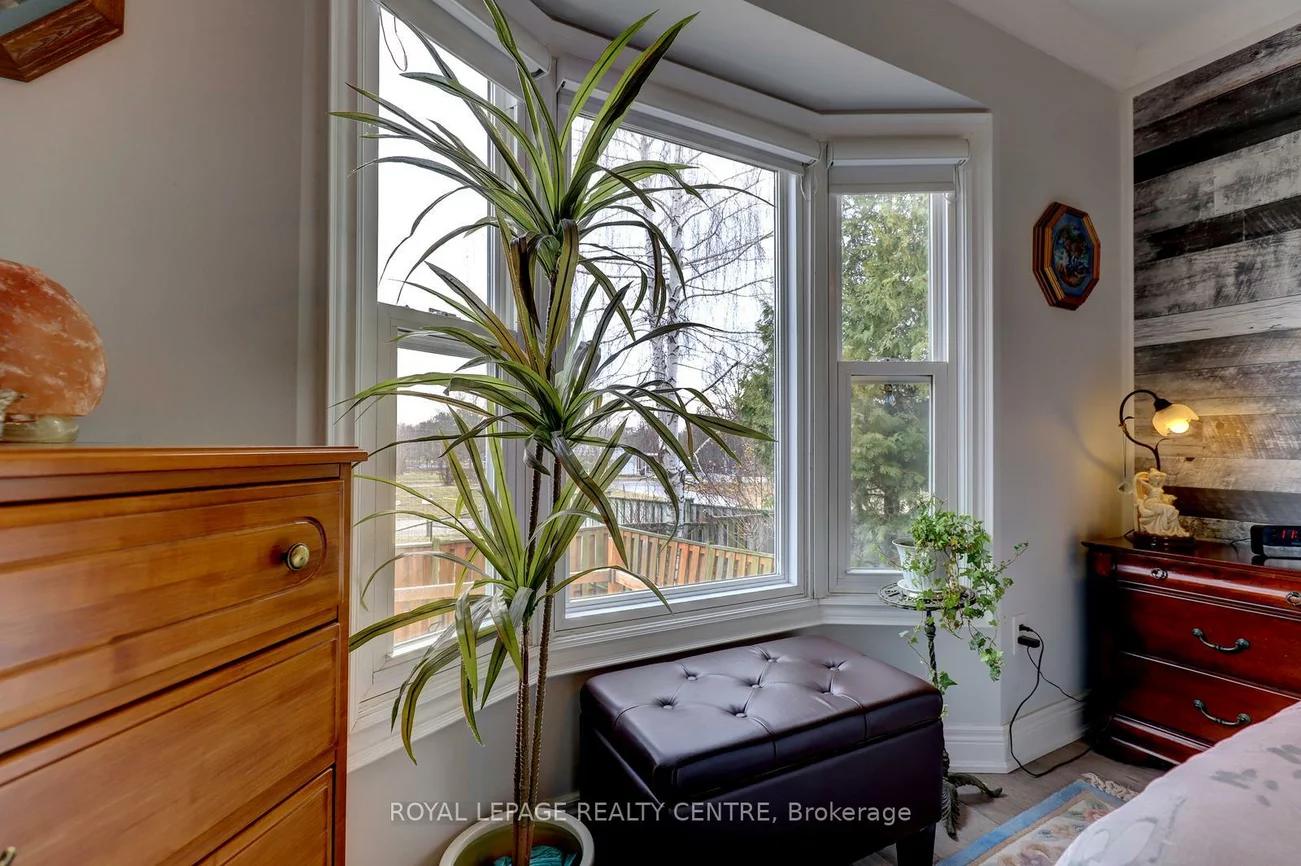 1296, Woodhill, Lakeview, Mississauga