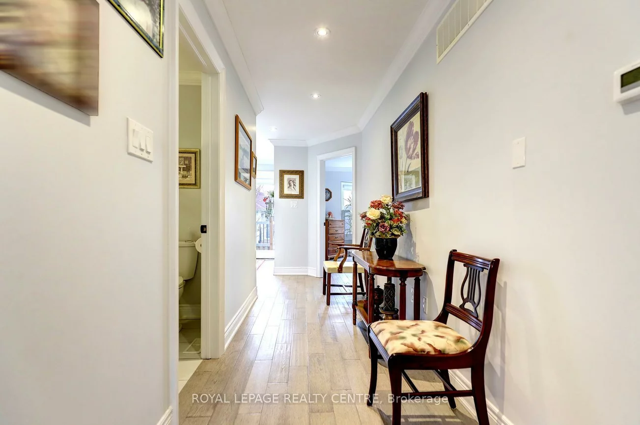1296, Woodhill, Lakeview, Mississauga