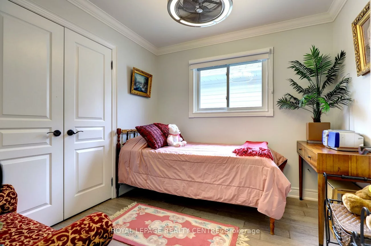 1296, Woodhill, Lakeview, Mississauga