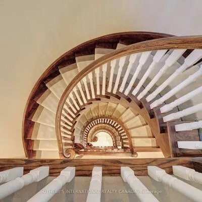 1379, Meadow Green, Lorne Park, Mississauga