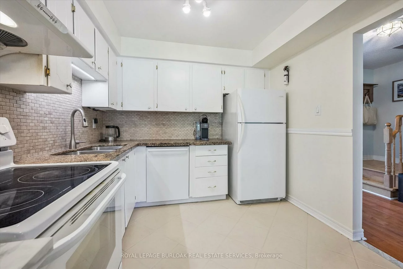 3071, Haines, Applewood, Mississauga
