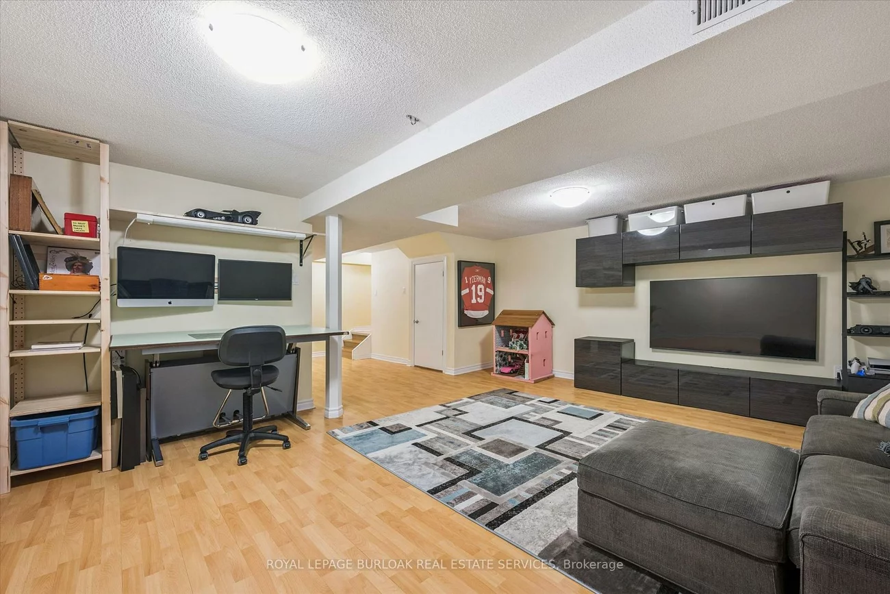 3071, Haines, Applewood, Mississauga