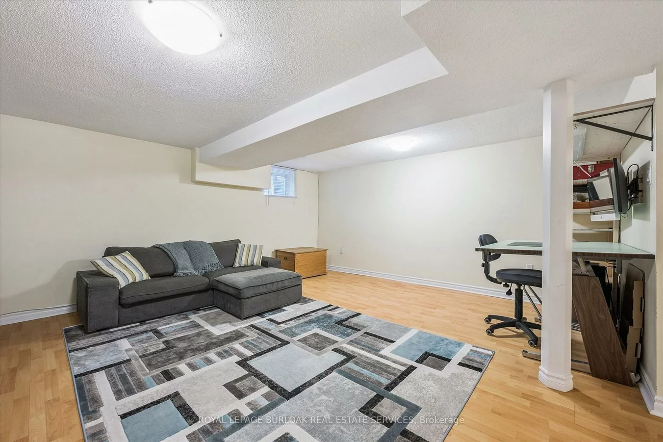 3071, Haines, Applewood, Mississauga