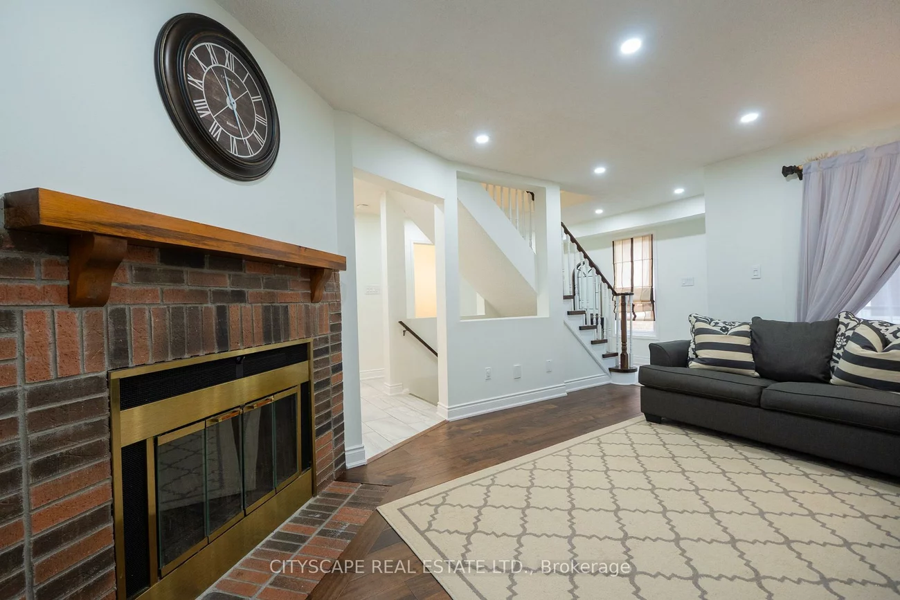 3912, Rushton, Erin Mills, Mississauga
