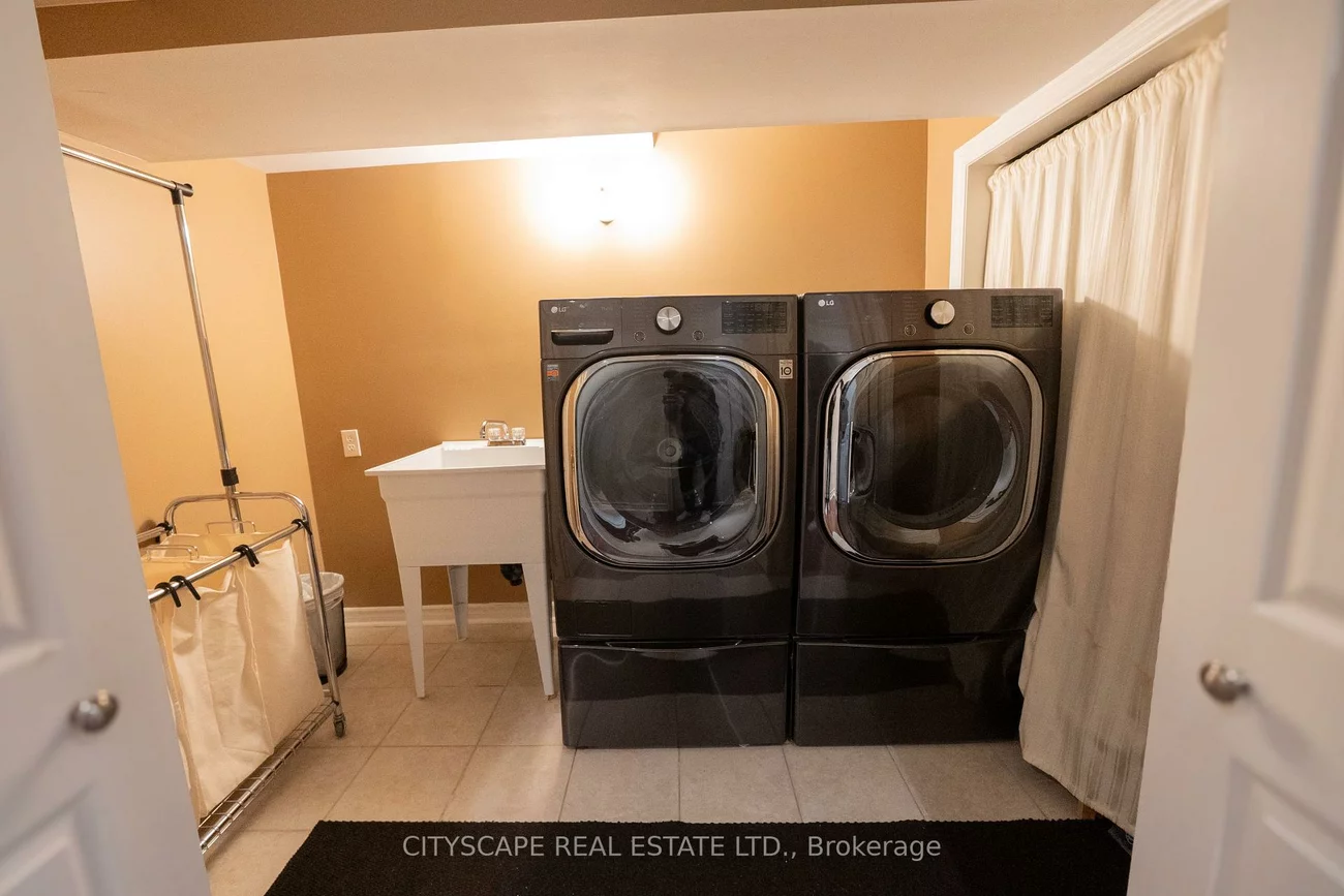 3912, Rushton, Erin Mills, Mississauga