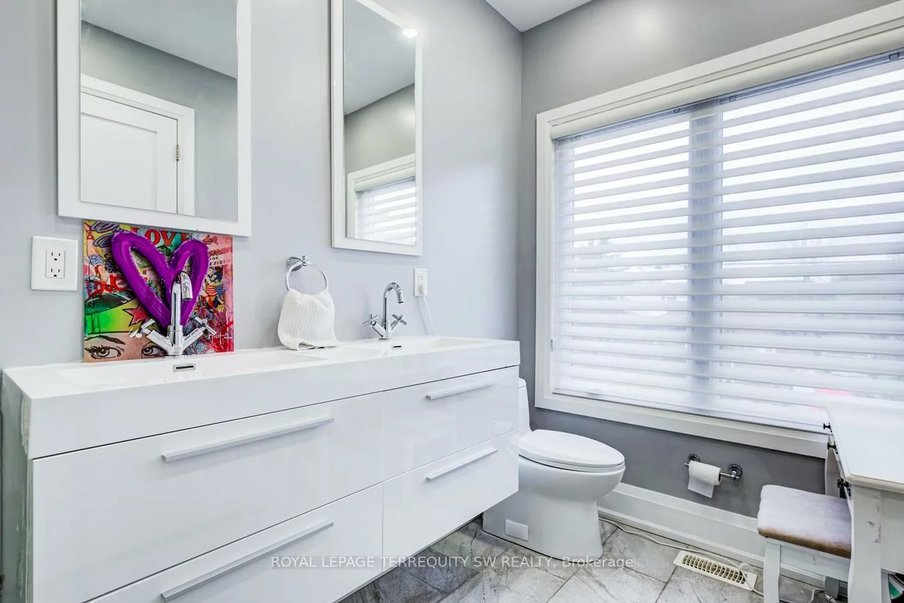 888, Fourth, Lakeview, Mississauga