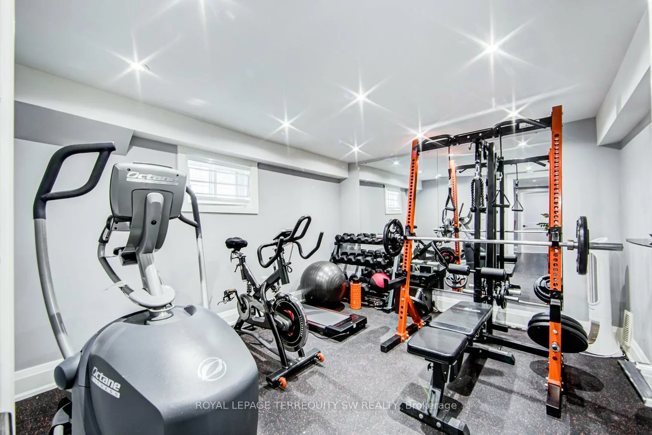 888, Fourth, Lakeview, Mississauga