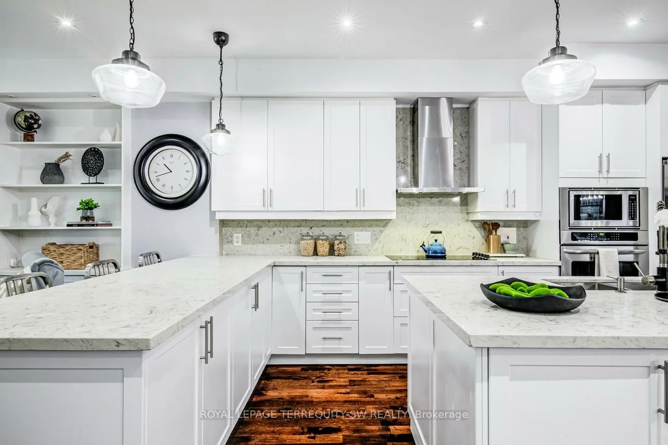 888, Fourth, Lakeview, Mississauga