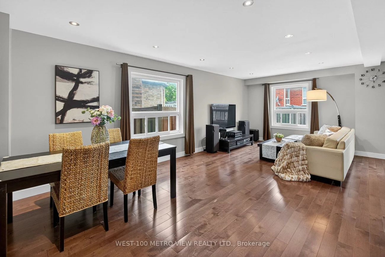 5002, Willowood, Hurontario, Mississauga