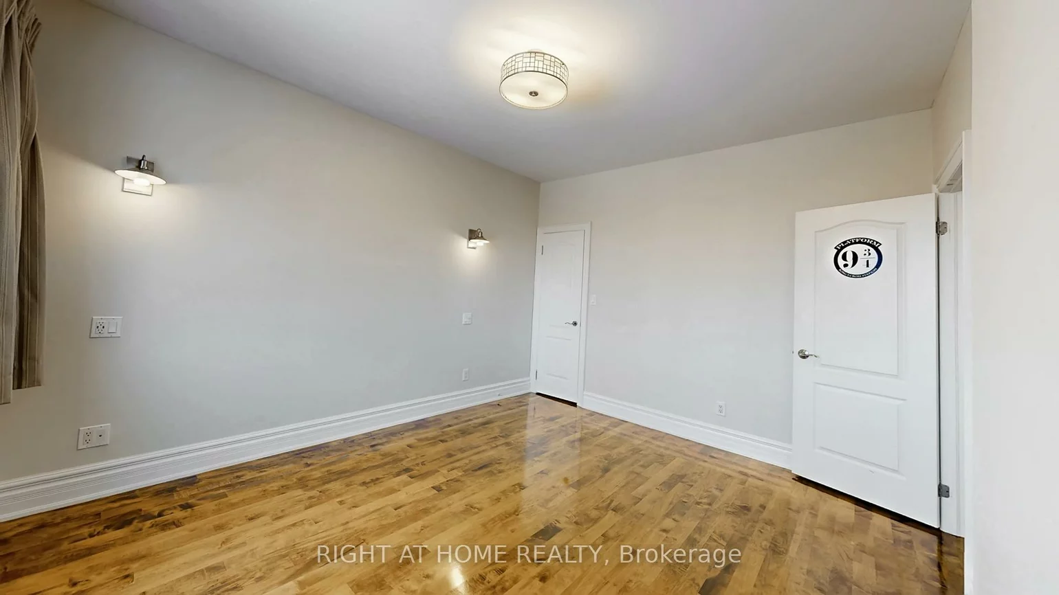3414, Joan, Fairview, Mississauga