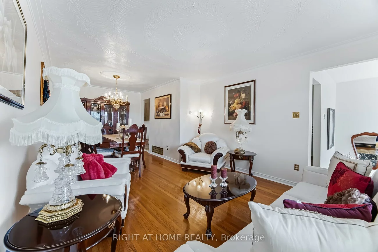3938, Midhurst, Rathwood, Mississauga