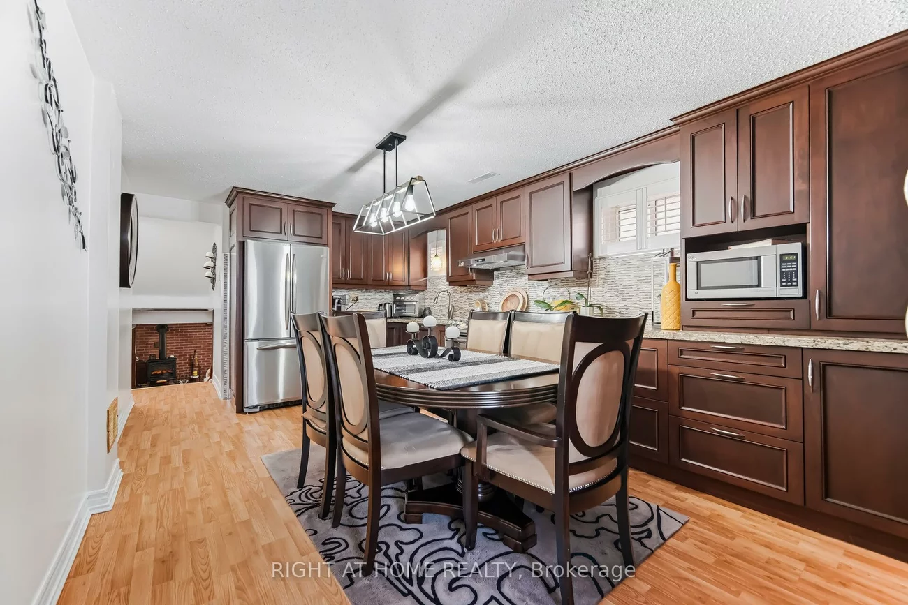3938, Midhurst, Rathwood, Mississauga