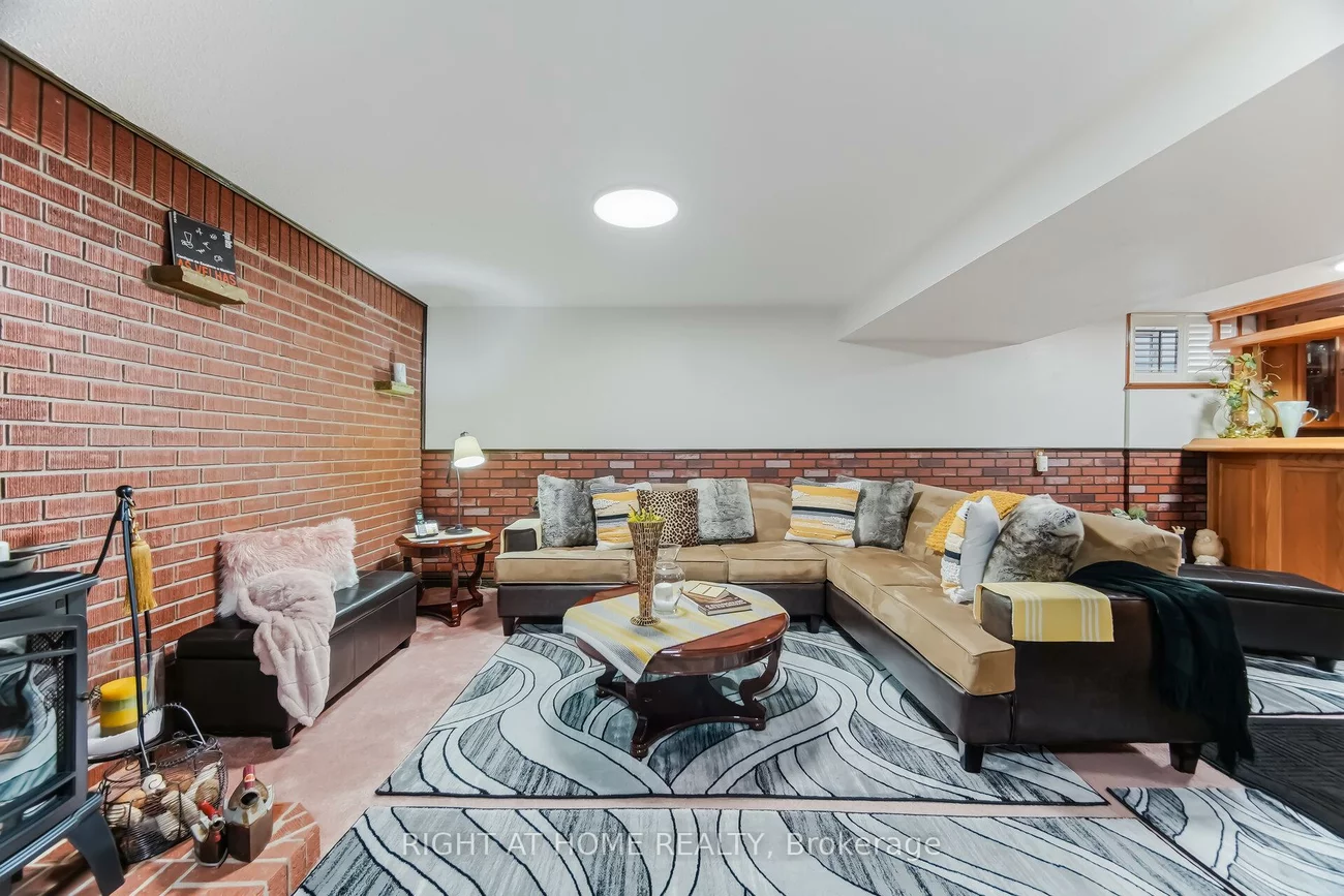 3938, Midhurst, Rathwood, Mississauga