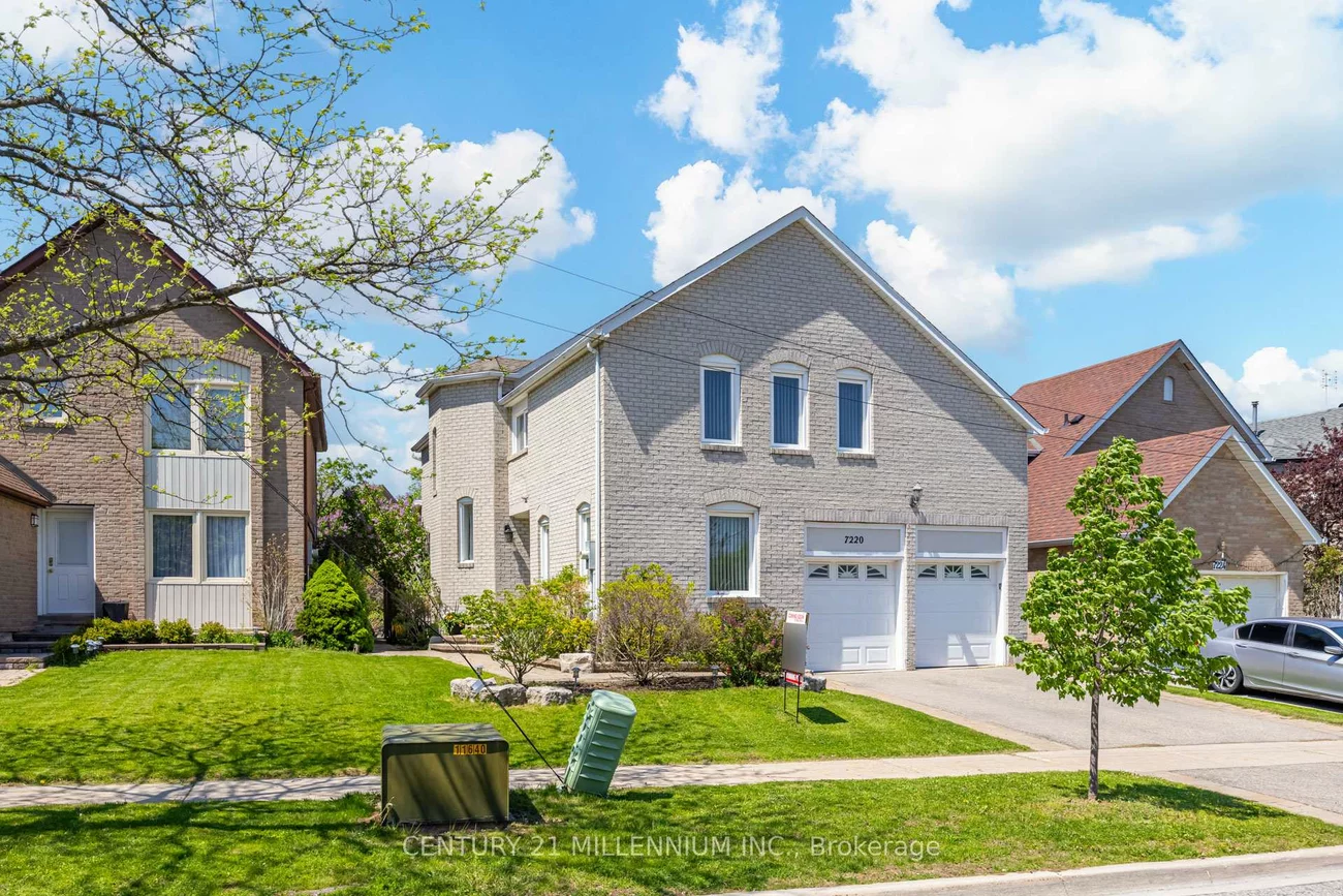 7220, Danton, Meadowvale, Mississauga