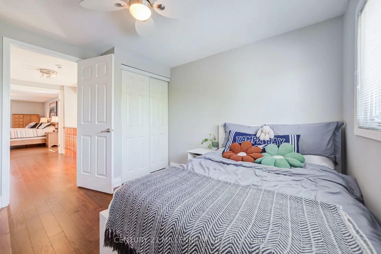 7220, Danton, Meadowvale, Mississauga