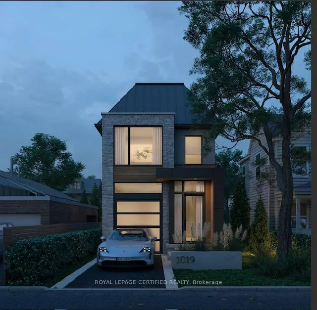 1019, Ogden, Lakeview, Mississauga