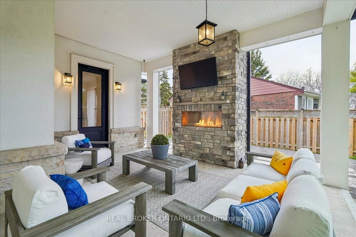 1445, Skyline, Lakeview, Mississauga