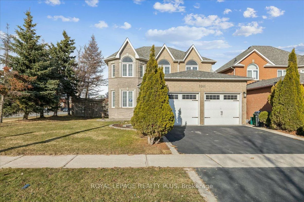 3561, Old Orchard Park, Fairview, Mississauga