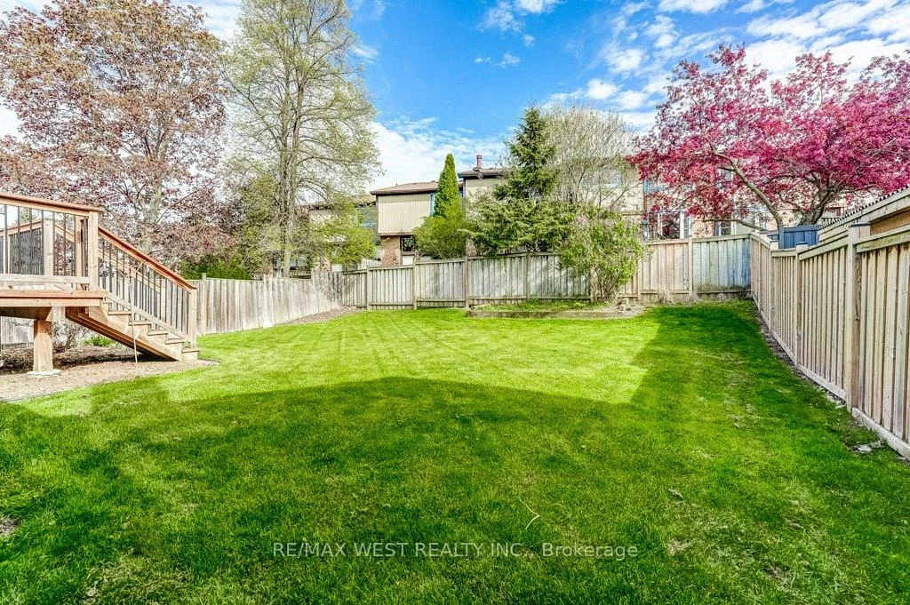 2995, Saint Malo, Meadowvale, Mississauga