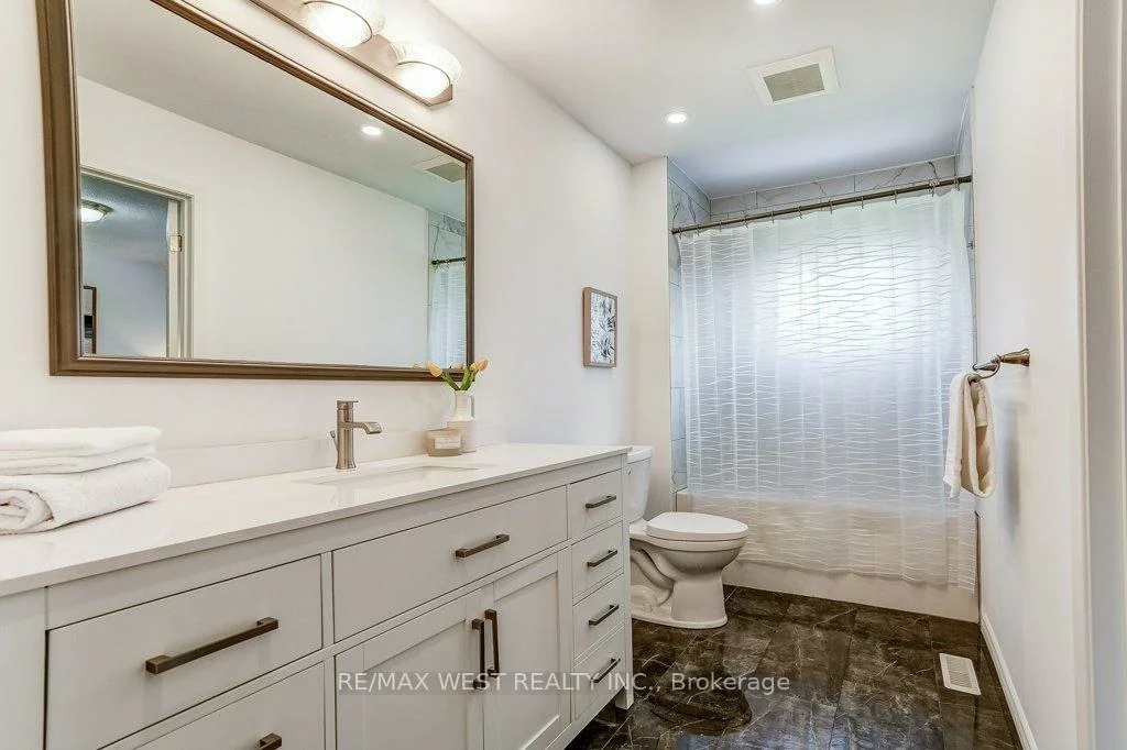 2995, Saint Malo, Meadowvale, Mississauga