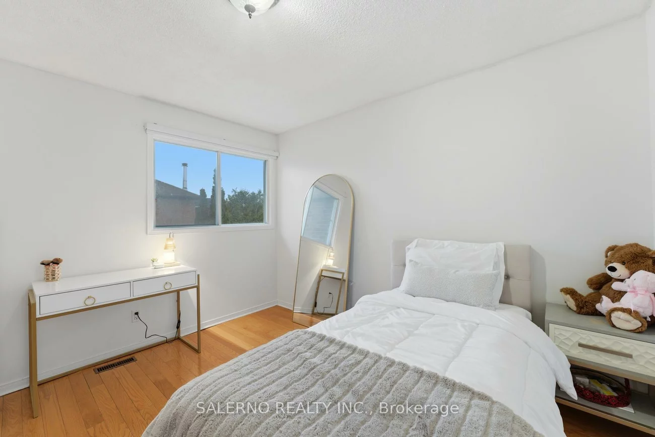 1684, Moongate, East Credit, Mississauga