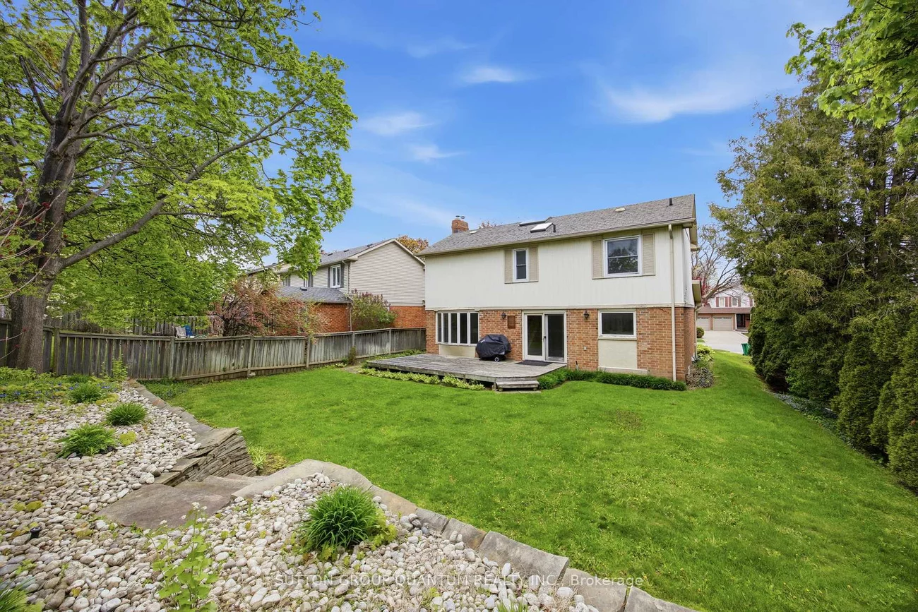 3267, Sir John's Homestead, Erin Mills, Mississauga