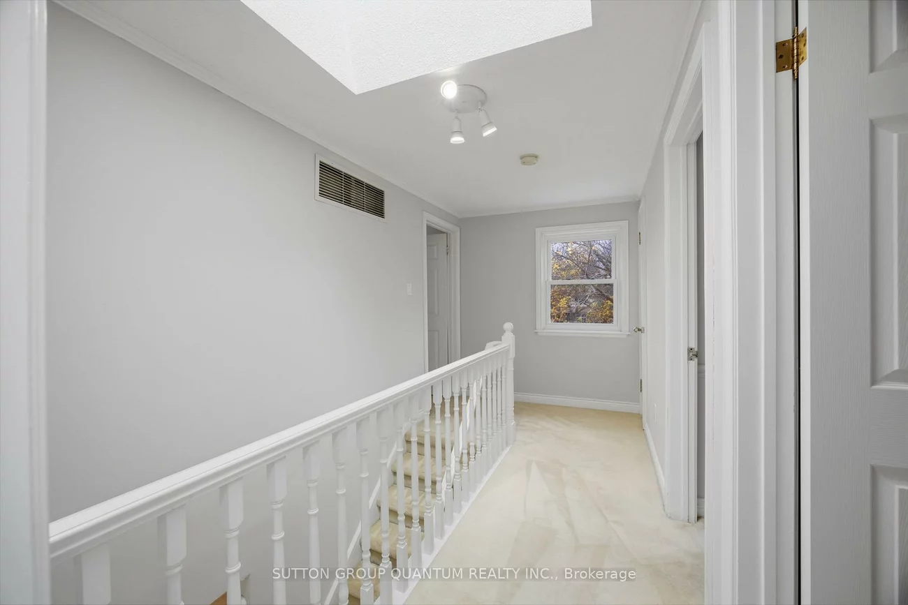 3267, Sir John's Homestead, Erin Mills, Mississauga