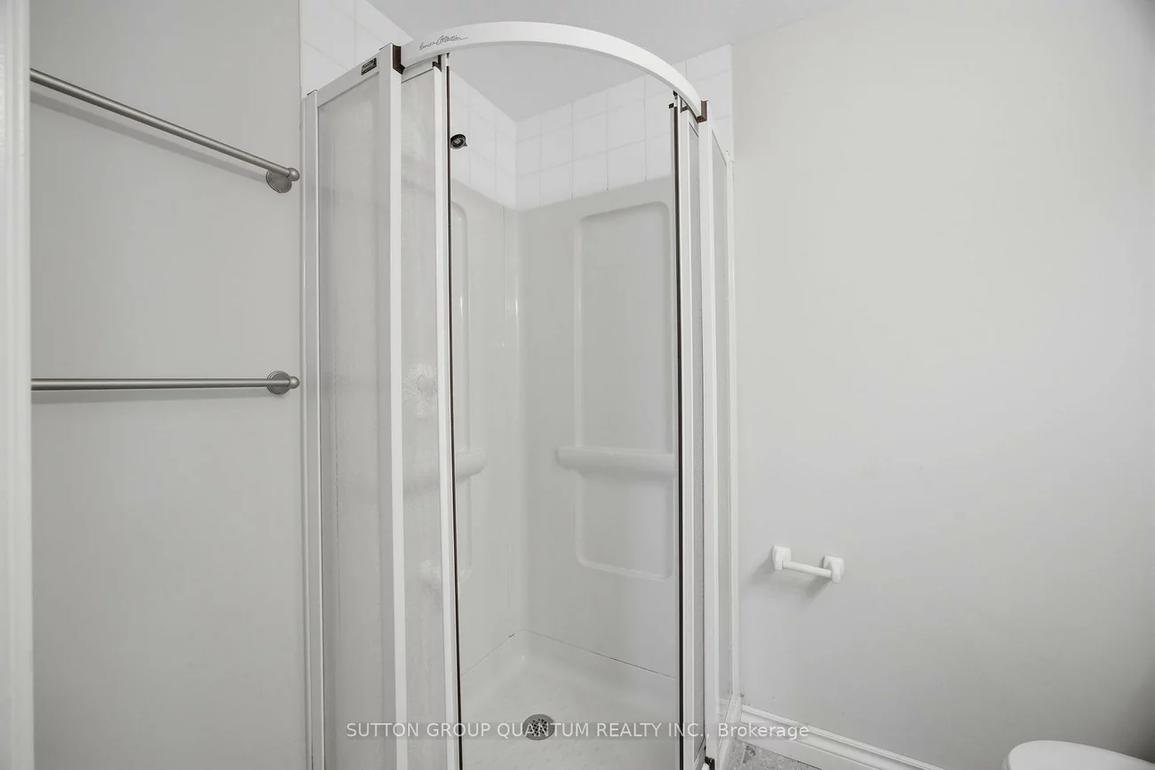 3267, Sir John's Homestead, Erin Mills, Mississauga