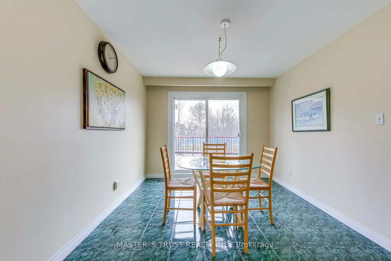 2591, Robin, Sheridan, Mississauga