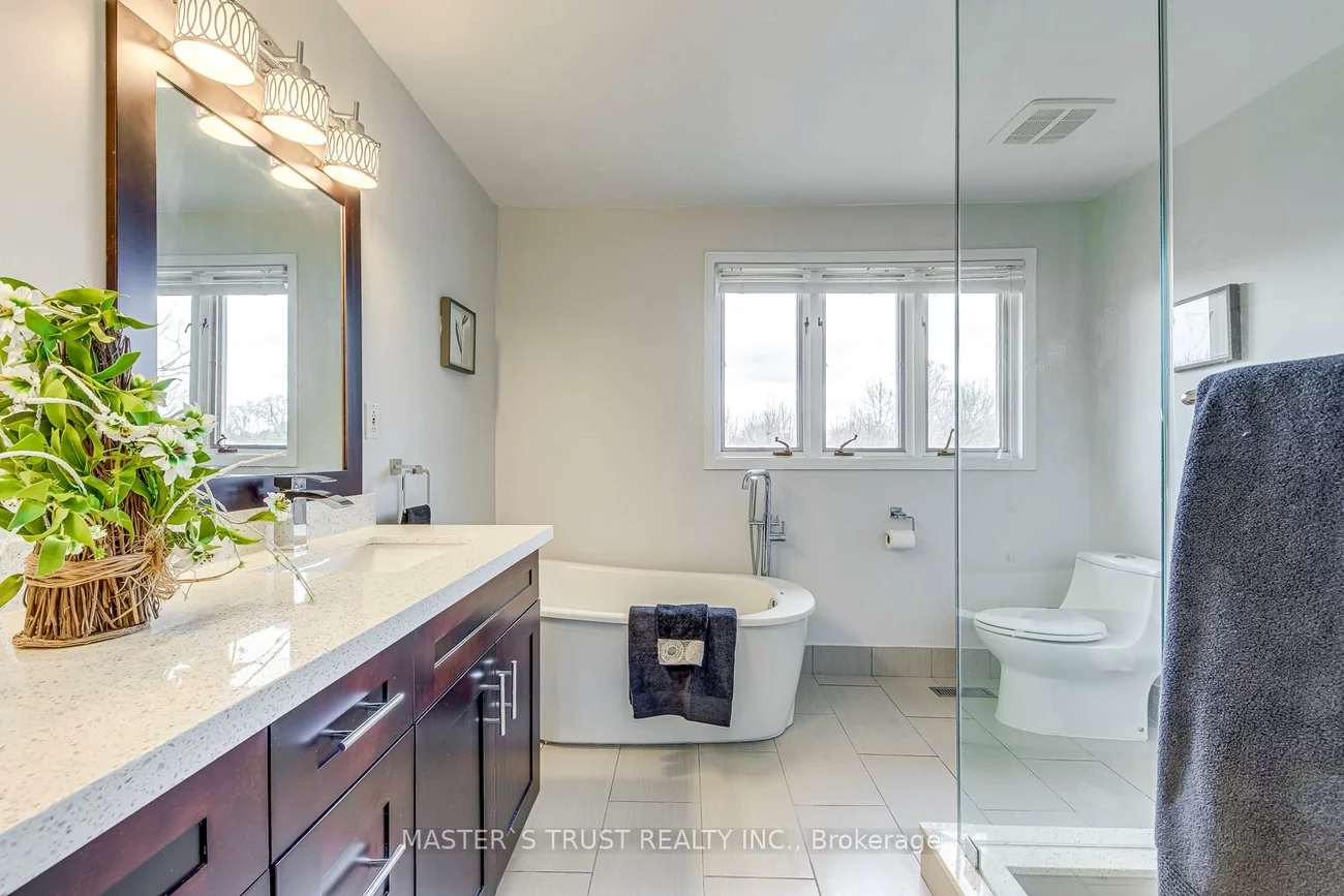 2591, Robin, Sheridan, Mississauga