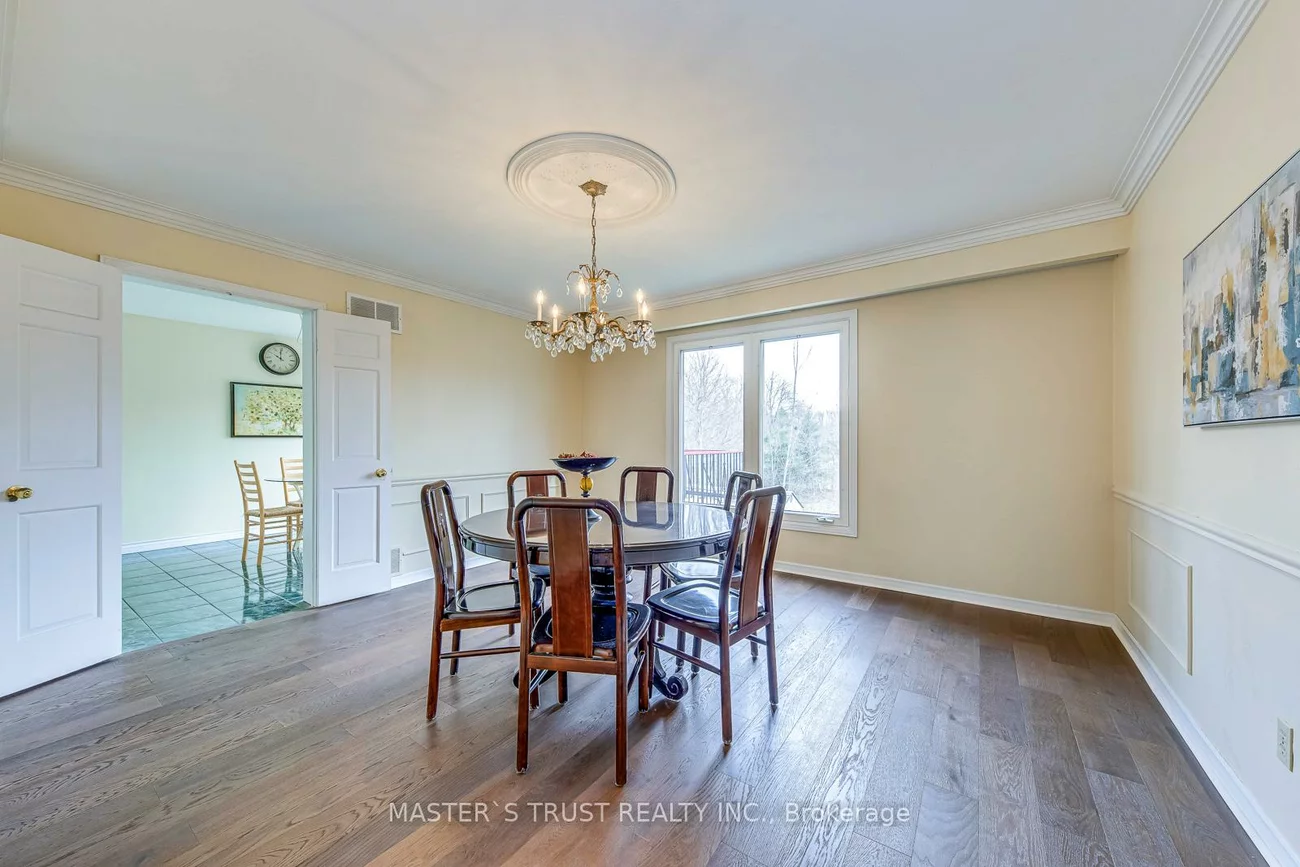 2591, Robin, Sheridan, Mississauga