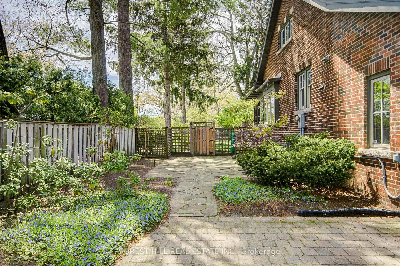 1381, Lorne Park, Lorne Park, Mississauga