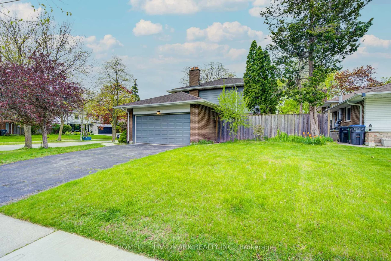 2532, Renzoni, Sheridan, Mississauga