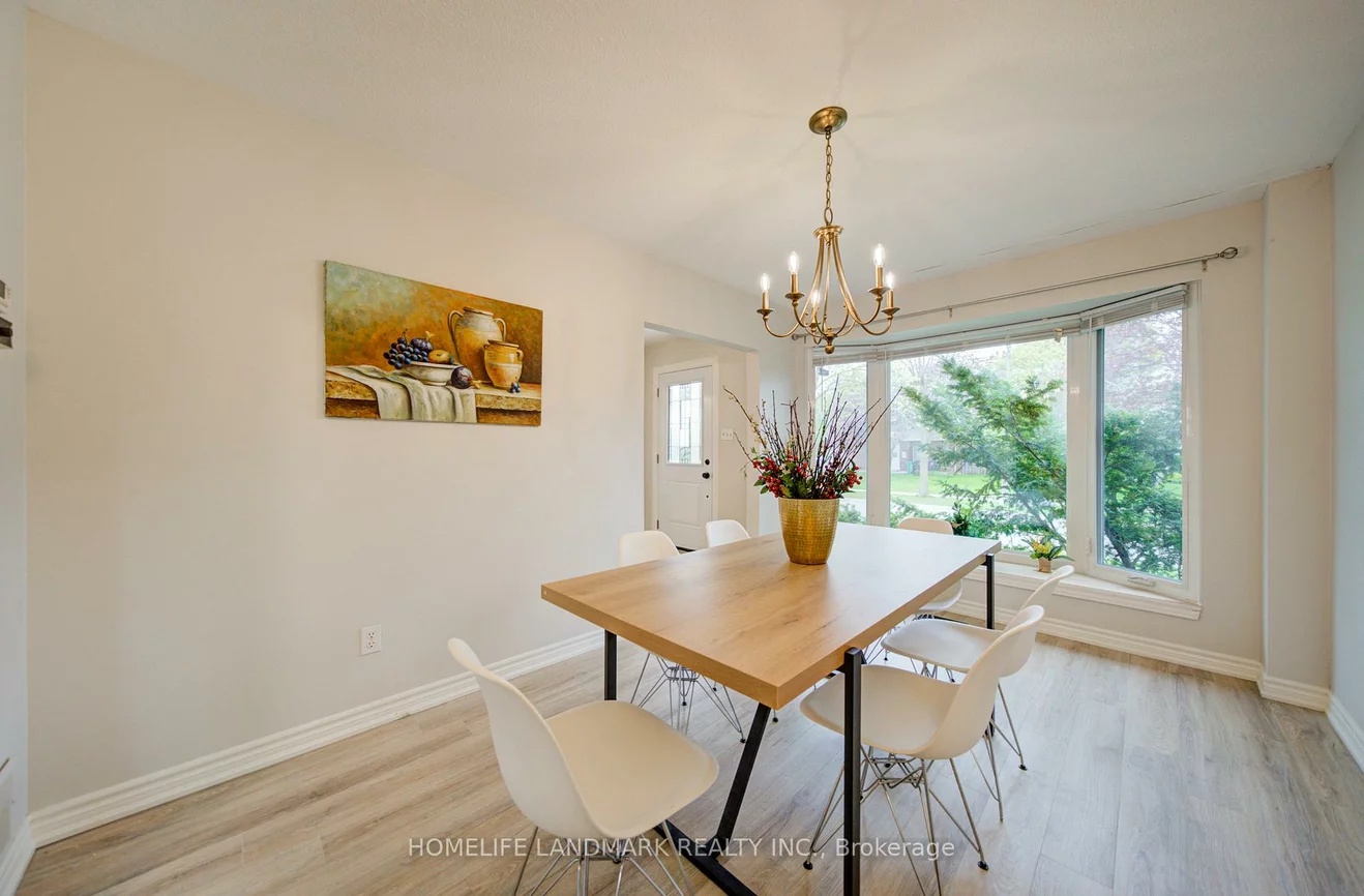 2532, Renzoni, Sheridan, Mississauga