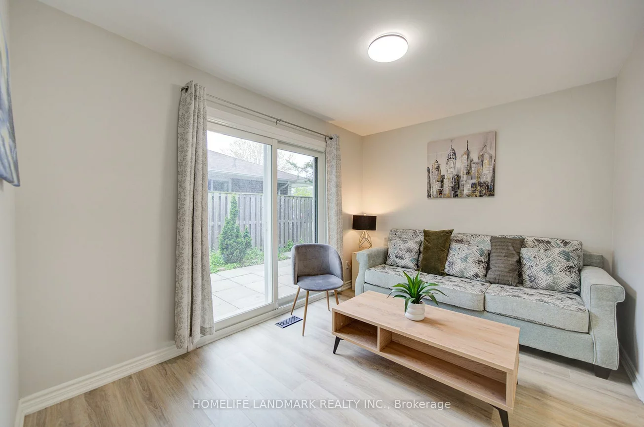 2532, Renzoni, Sheridan, Mississauga