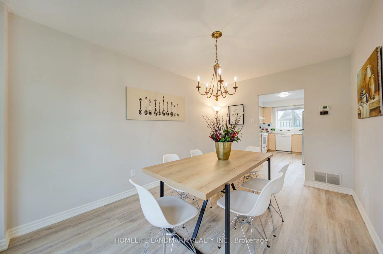 2532, Renzoni, Sheridan, Mississauga