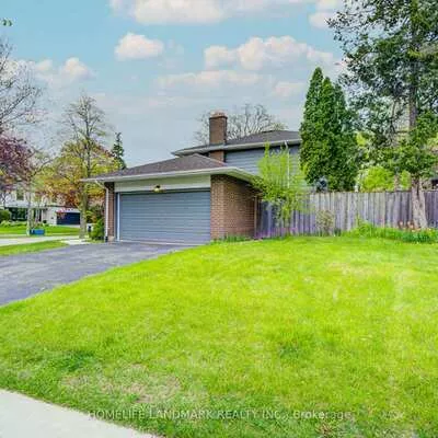2532, Renzoni, Sheridan, Mississauga