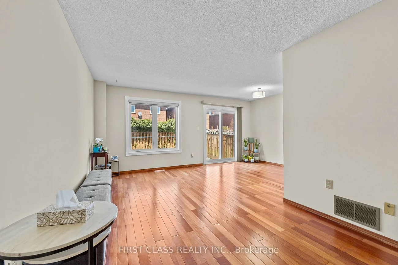 4213, Beacon, Creditview, Mississauga