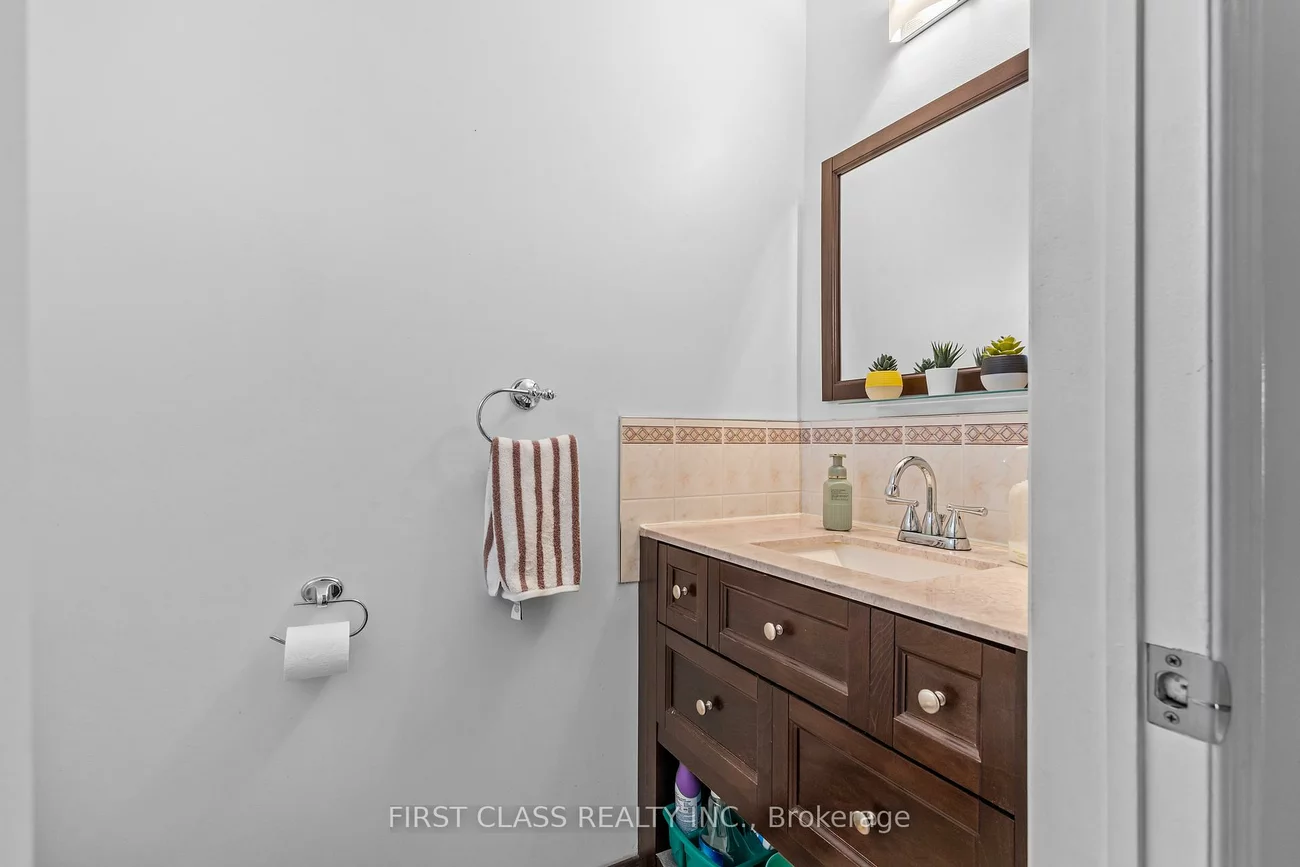 4213, Beacon, Creditview, Mississauga