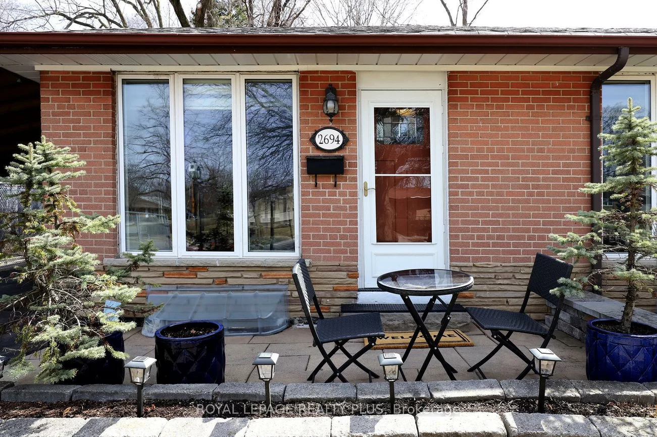 2694, Truscott, Clarkson, Mississauga
