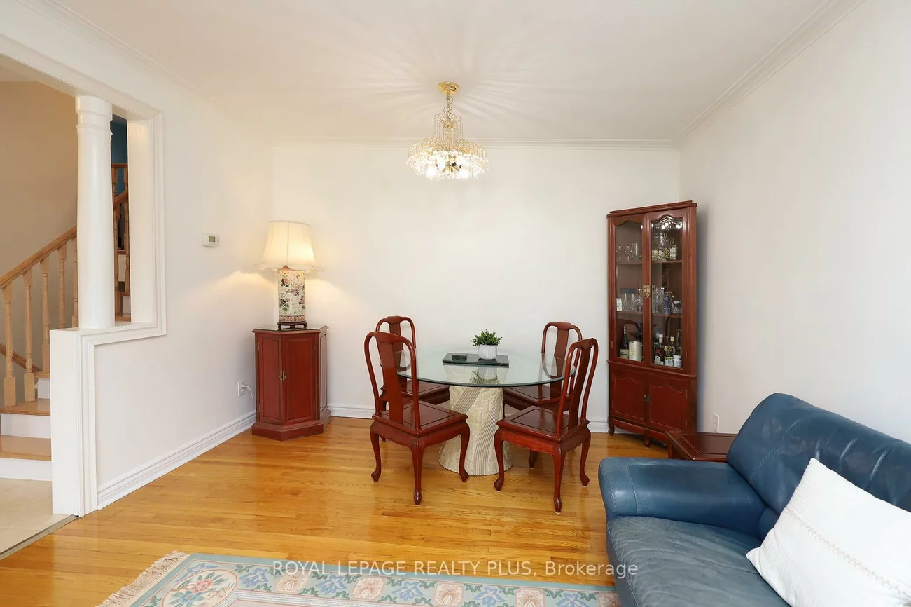 2694, Truscott, Clarkson, Mississauga