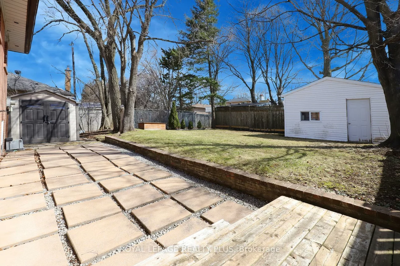 2694, Truscott, Clarkson, Mississauga