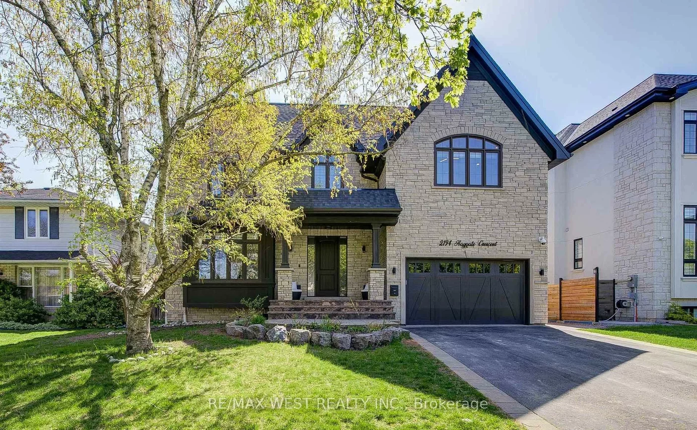2194, Haygate, Sheridan, Mississauga