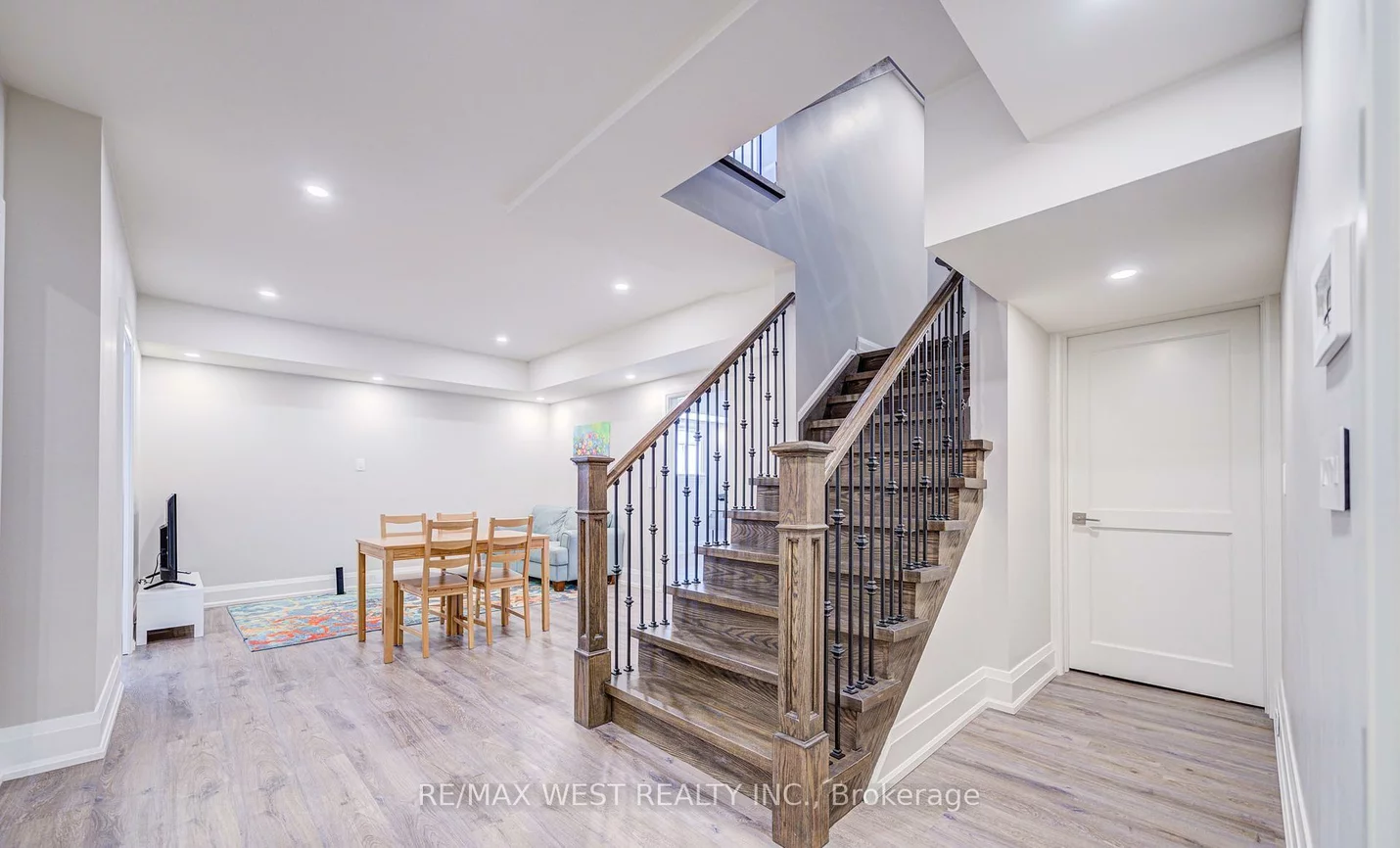 2194, Haygate, Sheridan, Mississauga