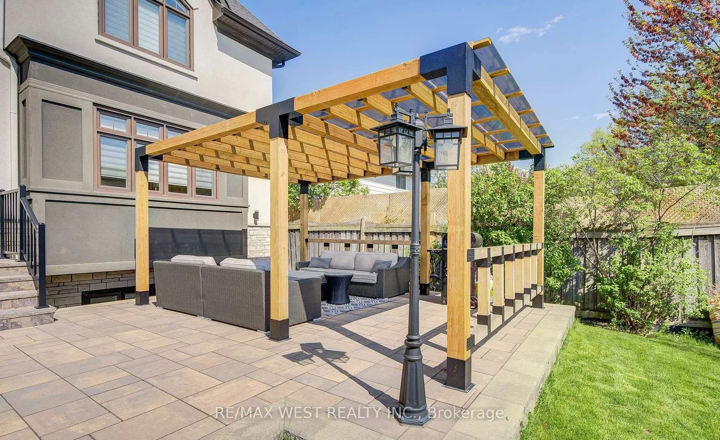 2194, Haygate, Sheridan, Mississauga