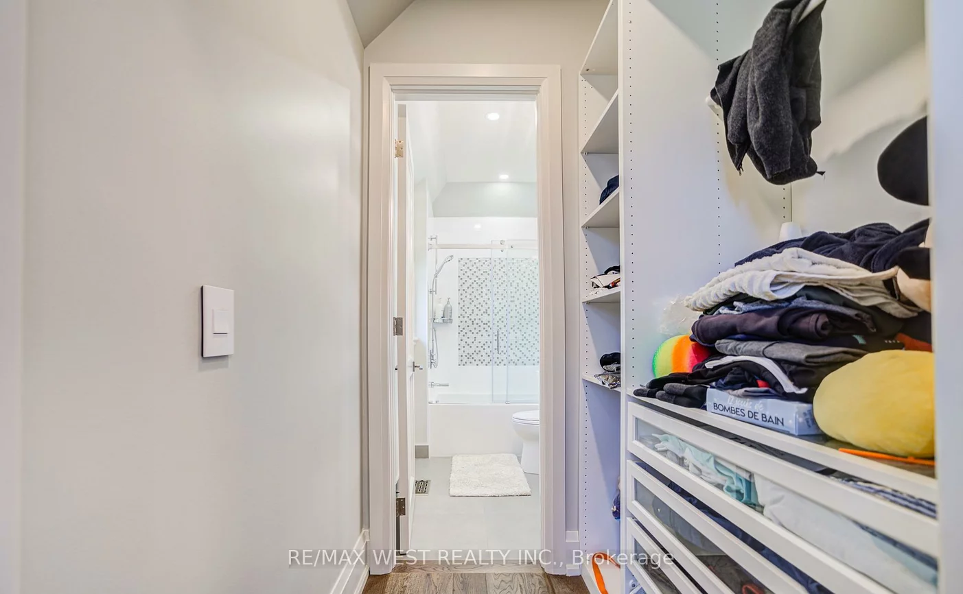 2194, Haygate, Sheridan, Mississauga