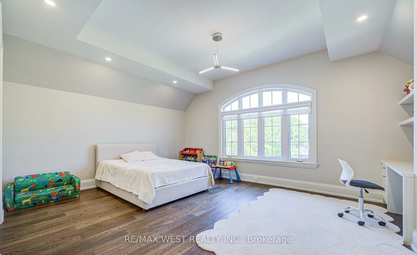 2194, Haygate, Sheridan, Mississauga