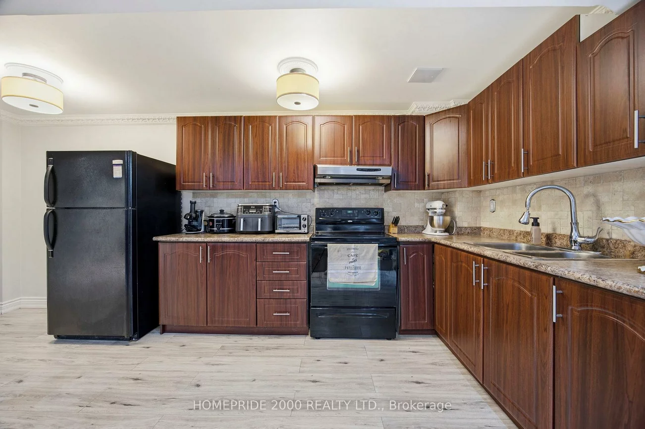 5859, Chalfont, Churchill Meadows, Mississauga