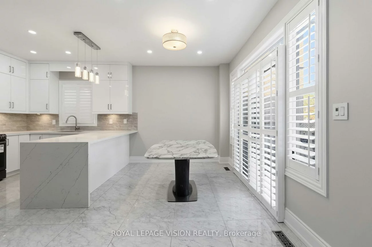 3859, Mcdowell, Churchill Meadows, Mississauga