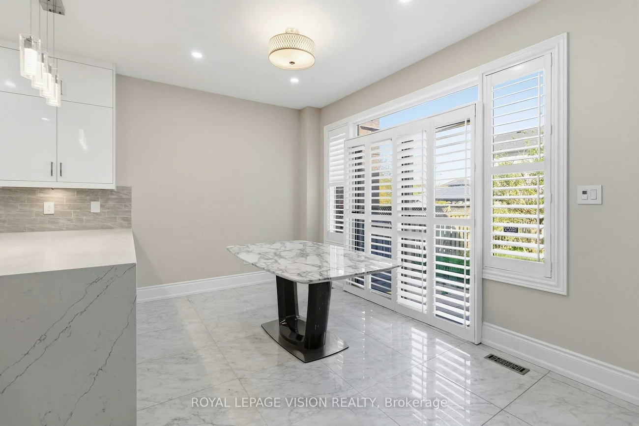 3859, Mcdowell, Churchill Meadows, Mississauga